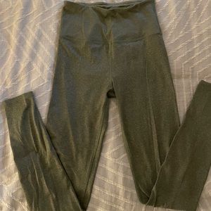 Heather Green Leggings 🌲